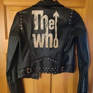 Cropped rocker studded Jacket